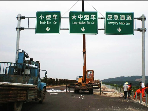 标志杆案例